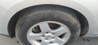 FORD FUCUS 1,6i74kw,rv5/2005,2MAJITEL, NAJETO88841km - 7