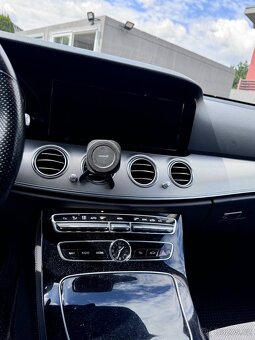 Mercedes-Benz E-Class (W213) - 7
