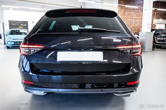 Škoda Superb Combi 2.0 TDi Sportline - 7