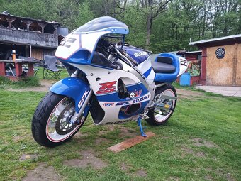 Prodám Suzuki GSX-R 600 SRAD - 7