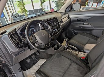 Mitsubishi Outlander 2.2D-ID 110kW 4x4 INTENSE, DPH - 7