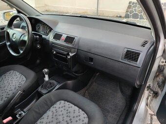 Prodám Škodu Fabii Hatchback 1.2 40kw, rok výroby 2007 - 7