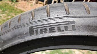 Pirelli P Zero 245/35 R19 - 7
