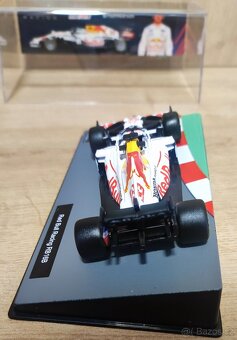 Max Verstappen - Redbull Racing - Turecko Honda white libery - 7