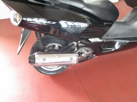 Honda Jazz 250 - 7