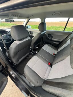 Škoda Fabia Combi 1.4 16V 63 kW r.v. 2012 Servisní kniha. - 7
