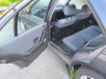 Peugeot 405 GR 1.6i 65kw náhradní díly z vozu - 7