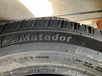 Prodám pneu195/60R16C - 7