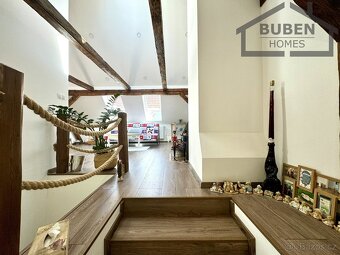 Venkovské stavení 5+1 po kompletní rekonstrukci (320 m²) se  - 7