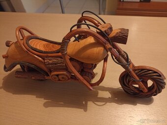 Dřevěný model motocyklu - 7