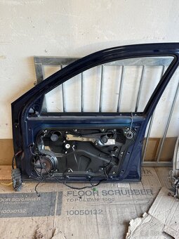 VW Golf 4, PP dveře - 7