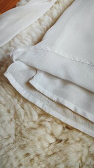 Bílá halenka Boohoo  M - 7