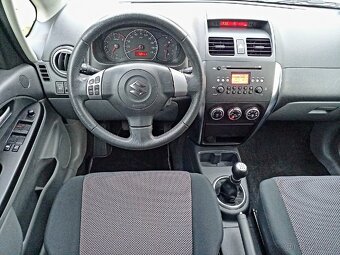 Suzuki SX4   1.6i    COMFORT - 7