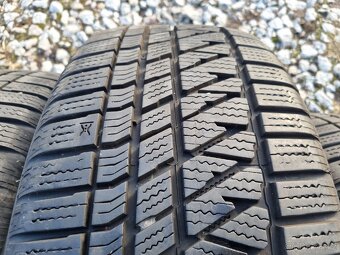 Pěkné zimní pneu Kumho Wintercraft 235/50/19 - 7