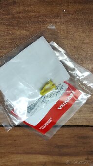 Honda pcx 125 ( Forza) clipsy, klipsy na plasty - 7