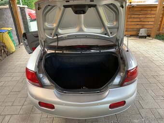 Prodám Chrysler Sebring 2,7 LXi Benzín Kabrio r.v. 2002 - 7