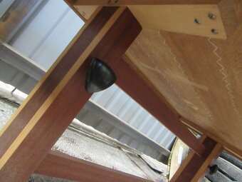 Nabízím zajimavý konferenční stolek Ludvík Volak. Původní st - 7