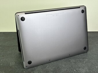 MacBook Pro 13'' 2017 / i5 / 8GB RAM / 256GB SSD - DPH - 7