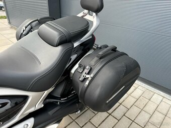 Trimph Rocket 3 GT Chrome edition - 7