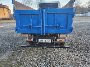 HÁKOVÝ NOSIČ KONTEJNERŮ  MITSUBISHI CANTER FUSO DO 3.5 TUNY - 7