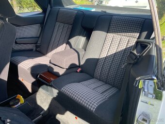 Mercedes-Benz C124 230 CE - 7