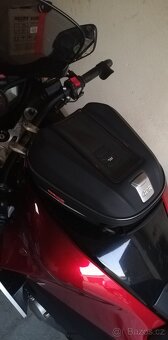 HONDA VFR 1200 F - 7