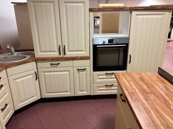 Prodám luxusní kuchyňskou linku Nobilia Castello - 7