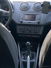 Seat Ibiza combi 2016 benzin manual MPI 55 KW 2 sady kol - 7