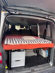 VW TRANSPORTER T5 1.9TDI 4/9 MÍST R.V.2009, 75 KW - 7