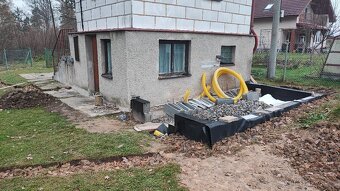 Prodám chatu s garáži - 7