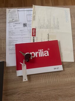 Aprilia SR GT 125 - 7