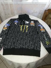 Monster - 7