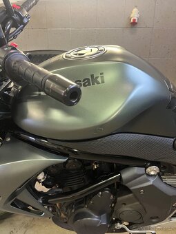 Kawasaki ER-6n - 7