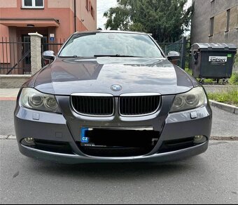 BMW E90 320D - 7