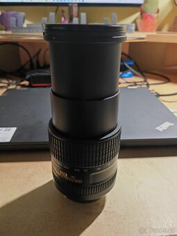 Nikon D5600 a objektiv Nikon 18-300 mm - 7