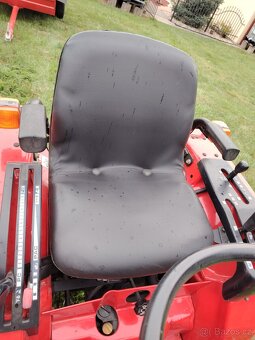 Malotraktor Mitsubishi + vlečka - 7