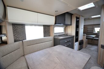 Karavan Hobby De Luxe 515 UHK - 7