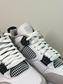 Air Jordan 4 Retro "Military" (44) - 7