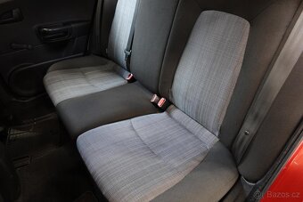 Kia Ceed 1.4i , 77 kW benzín, 2011 - 7