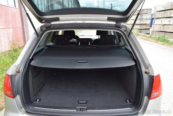 Audi A4 AVANT/B7 2.0TDi/MANUÁL/NAVI/AC - 7