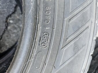 225/65 R16C Nokian 6ks - prodám i jednotlivě - 7