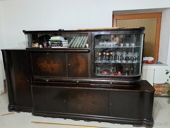 Starožitný nábytek - 7