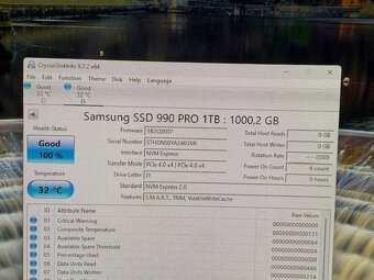 Asus ROG NUC   (RTX4060)                  V-záruke - 7
