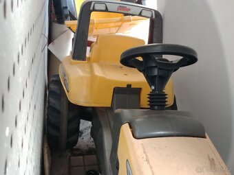 Šlapací traktor s vlečkou - 7