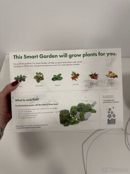Chytrý květináč - Click And Grow Smart Garden 3 bílá - 7