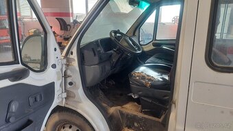 Peugeot Boxer 2.8HDi 8140 93,5kw dablkabina valník 2001 - 7