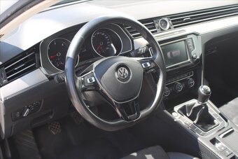 Volkswagen Passat 2.0 TDI 110kW HIGHLINE ČR (2016) - 7