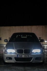 BMW E46 323 CI - 7