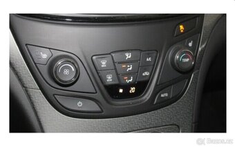 Insignia Kombi 1.6d 136PS PDC BiXen Výhř Nav Tažné Kam 11/16 - 7