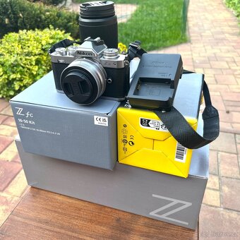 Nikon Z fc + 16-50 mm + 50-250 mm - 7